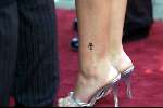 Den Haag 19 mei 2001
Tattoeage prinses Juliana op hoge hakken