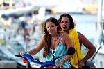 Porto Ercole 20 juli 2003
Prinses Juliana met haar vriend gimo (hij komt uit Libanon)
op de scooter