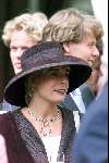 Utrecht 6 juli 2000
Prins Bernhard Jr en Annette Sekreve trouwen voor de wet in Utrecht.
Prinses Laurentien Brinkhorst