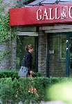 Prinses Marilene voor de eerste keer op haar werk nadat zij is getrouwd met Prins Maurits
23 juni 1998