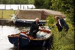 Nieuwkoop 28 juni 2003
trouwen barbara  boomsma en roelant jacobs
roelant en zijn vader ruud jacobs in een sloep