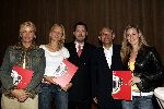 Amsterdam 5  juni 2004
Presentatie boek rode kruis en canon.
Anita Witsier met Fabienne de Vries Floortje Dessing Jan Post en Direkteur Canon