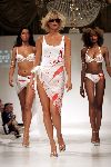Amsterdam 11 juli 2004
Modeshow Wolford in het Amstel Hotel. 
Anoushka Wind