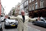 Amsterdam 30 juni 2004
Anton Verlaan in de pc Hooftstraat.