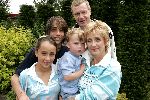 Harderwijk 28 juni 2004
Premiere show in dolfinarium.
Berdien Stenberg met gezin