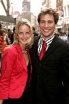 Amsterdam 1 juni 2004
Premiere Harry Potter in Tuschinski .
Eric Bouwman met vriendin
Eric Idols