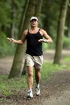 Amsterdam 1 juni 2004
Gerard Joling trainend in amsterdamse bos