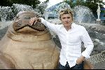 Harderwijk 28 juni 2004
Premiere show in dolfinarium. 
Hans Klok