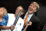 Amsterdam 23 juni 2004
Olympische fakkel in Amsterdam. 
Prins Willem Alexander Inge de Bruijn  Erica Terpstra