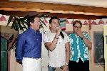 Vinkeveen 11 juni 2004
Presentatie cd Robert Leroy bij de plashoeve.
Robert Leroy met Jan Smit