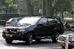Amsterdam 8 juni 2004
Johnny Heitinga met BMW X 5 bij vertrek Nederlands 11 naar Portugal.
Peter Smulders bv
