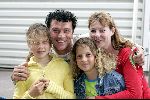 Harderwijk 28 juni 2004
Premiere show in dolfinarium.  
Klusjesman met gezin