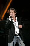 Rotterdam 10 juni 2004
Marco Borsato in de kuip.   
Peter Smulders bv
