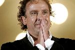 Rotterdam 10 juni 2004
Marco Borsato in de kuip.   
Peter Smulders bv