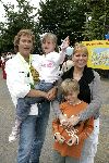 Harderwijk 28 juni 2004
Premiere show in dolfinarium. Maarten Peters en Margriet Eshuys met kinderen