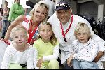Harderwijk 28 juni 2004
Premiere show in dolfinarium.   
Marleen Houter met gezin