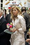 Den Haag 4 juni 2004
Maxima opent beelden tentoonstelling Den Haag.