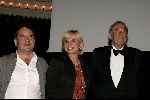 Amsterdam 1 juni 2004
Paul Verhoeven krijgt Bert Haanstra prij in Paradiso.
Hans v Mierlo en Monique v d Ven