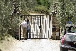 Tavernelle 9 juli 2004
Fotomoment op vakantie bij Prins Willem Alexander Maxima en prinses Amalia. 
Peter v d Vorst