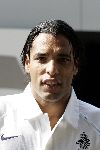 Amsterdam 8 juni 2004
Pierre v Hooijdonk bij vertrek Nederlands elftal naar Portugal.