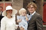 Den Haag 12 juni 2004
Doop Prinses Amalia in grote kerk Den Haag.
PrinsBernhard jr met Isabella en Prinses Annette