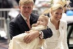 Den Haag 12 juni 2004
Doop Prinses Amalia in grote kerk Den Haag.
Prins Willem Alexander en Maxima met Prinses Amalia