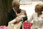 Den Haag 12 juni 2004
Doop Prinses Amalia in grote kerk Den Haag.
Prins Willem Alexander met prinses Amalia en Maxima