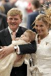 Den Haag 12 juni 2004
Doop Prinses Amalia in grote kerk Den Haag.
Prins Willem Alexander met prinses Amalia en Maxima