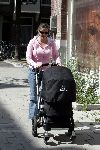 Amsterdam 16 juni 2004
Prinses Annette Sekreve met zoontje Prins Sam v Vollenhoven
Bugaboo wandelwagen