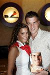 Amsterdam 17 mei 2004
Presentatie boek Rafael v d Vaart .
Rafael v d Vaart en Silvie Meis