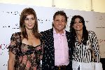 Amsterdam 31 mei 2004
Cindy Crawford bij presentatie nieuwe parfum in Amsterdam Arena.  Cindy Crawford Gabriela Sabatini en Rene Froger