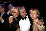 Amsterdam 1 juni 2004
Paul Verhoeven krijgt Bert Haanstra prij in Paradiso.
Paul Verhoeven met Renee Soutendijk en Monique v d Ven