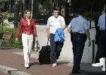 Amsterdam 8 juni 2004
Wim v Hanegem met vrouw Marianne bij vertrek Nederlands elftal naar Portugal.