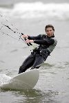 Bloemendaal 2 juni 2004
Wouter Nicolaas kite surfen in Bloemendaal