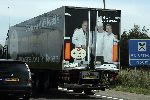 Amsterdam 9 juni 2005
Cas Spijkers reclame op vrachtwagen voor kroketten