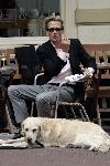 Amsterdam 16 juni 2005
Jan Lenferink met zijn hond ben op terras .
Hij heeft de papieren van zijn boek  