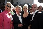Amsterdam 14 juni 2005
Haringparty bij hilton hotel.
Jan des Bouvrie met Monique des Bouvrie en Babette Cremer en Mart Visser