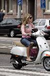 Amsterdam 18 juni 2005
Nikkie Plessen op vespa scooter