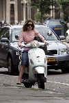 Amsterdam 18 juni 2005
Nikkie Plessen op vespa scooter