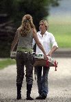 Nigtevecht 17 juni 2005
Wendy v Dijk verhuizen naar haar nieuwe huis op Zwaanwijck samen met een vriendin en Chris Zegers.