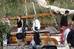 Muiden 28 mei 2005
Koningin Beatrix varen met Mabel Wisse Smit prinses Luana en prins Friso