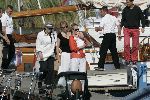 Muiden 28 mei 2005
Koningin Beatrix varen met Mabel Wisse Smit prinses Luana en prins Friso