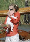 Muiden 28 mei 2005
Koningin Beatrix varen met Mabel Wisse Smit prinses Luana en prins Friso