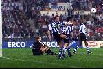 Eindhoven, 21 Maart 1999
EVV-PSV 0-5
Albert v d Sleen na het vierde doelpunt 
John Laponder