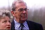 06 Maart 19999
Oud minister Biesheuvel met vrouw