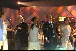 Linda de Mol en Paul de Leeuw dansend na afloop Nat. Songfestival 1999
Hilversum 14 Maart 1999