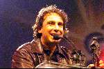 4 maart 1999
Marco Borsato tijdens zijn speech nadat hij de Edsion Music Award 1999 heeft gewonnen