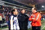 Eindhoven 9 Maart 1999
EVV-PSV 0-5
De verzorgers Rinus Louwers en Mart v d Heuvel met elkaar in gesprek