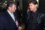 Brussel, 29 maart 2000
Belgie-Nederland, eindstand 2-2 in het Koning Boudewijn stadion vriendschappelijk wedstrijd
Frits Korbach in gesprek met Frank Arnesen