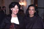 Amsterdam 13 maart 2000
Modeshow Frans Molenaar in het Amstel Hotel.
Gretta Duisenberg met dochter